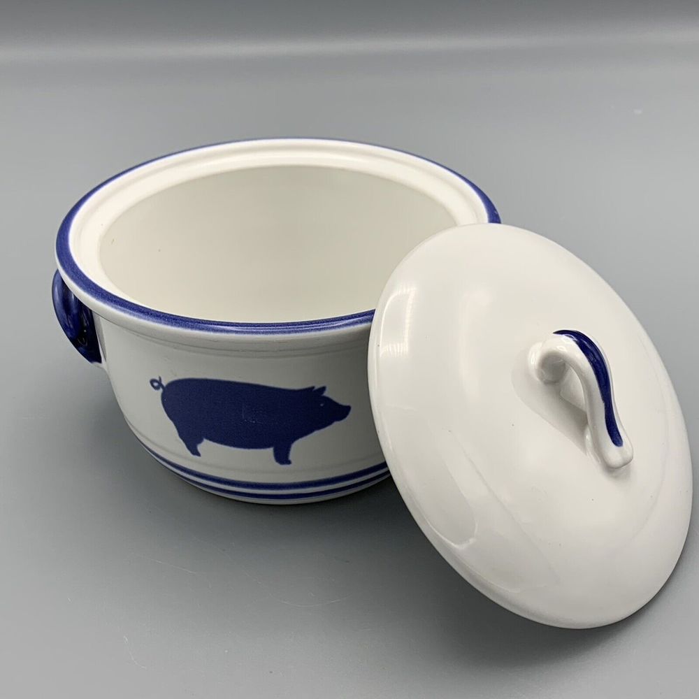 Vtg Country Blue International House Individual Pig Covered Dish w/Lid Farmcore